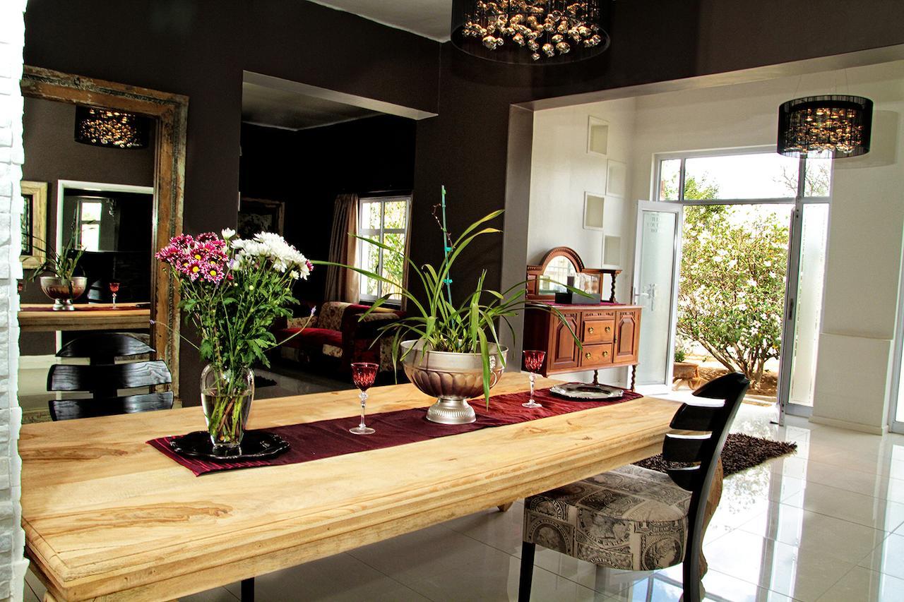 Village Boutique Hotel Otjiwarongo Eksteriør billede
