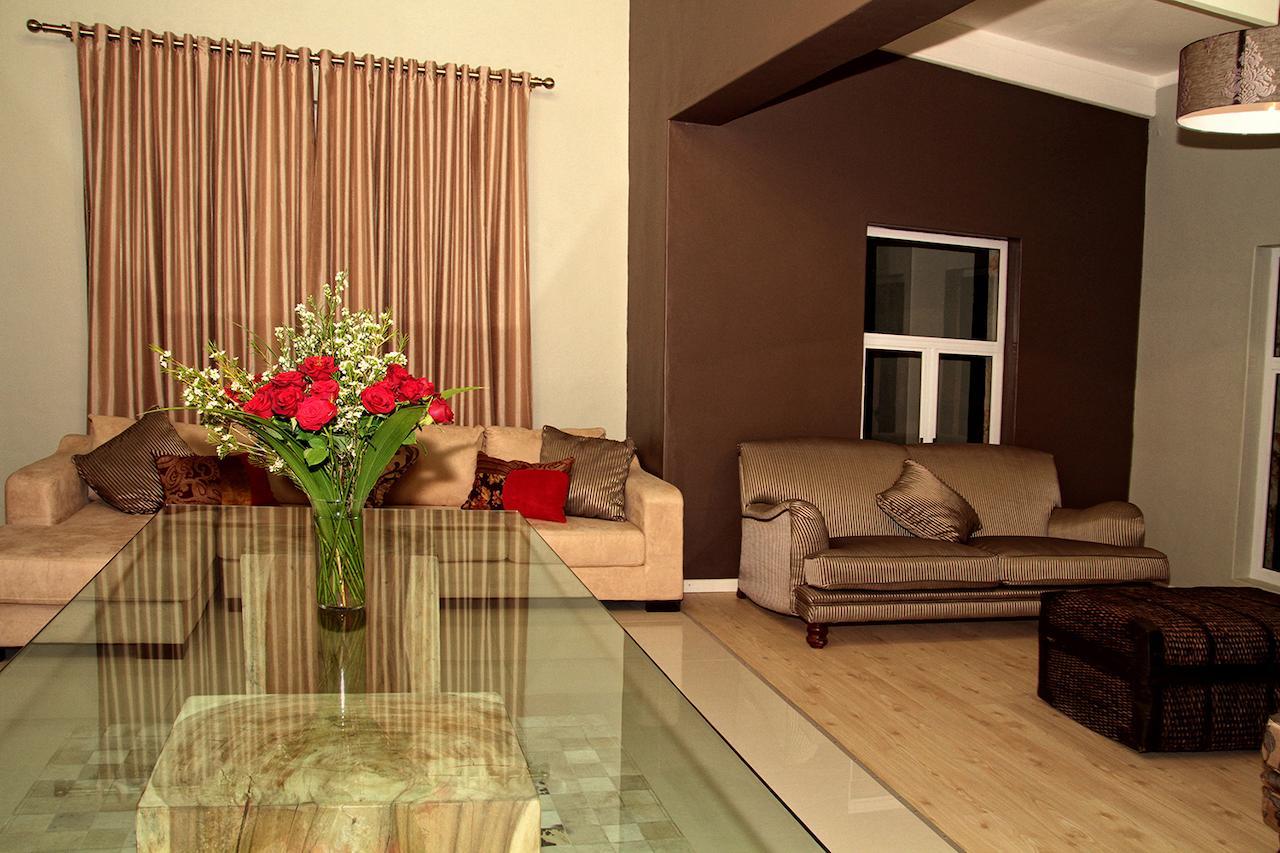 Village Boutique Hotel Otjiwarongo Eksteriør billede