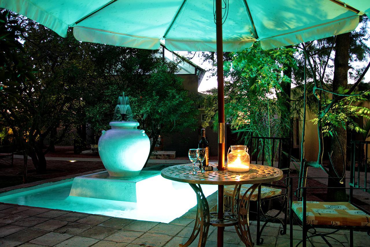 Village Boutique Hotel Otjiwarongo Eksteriør billede
