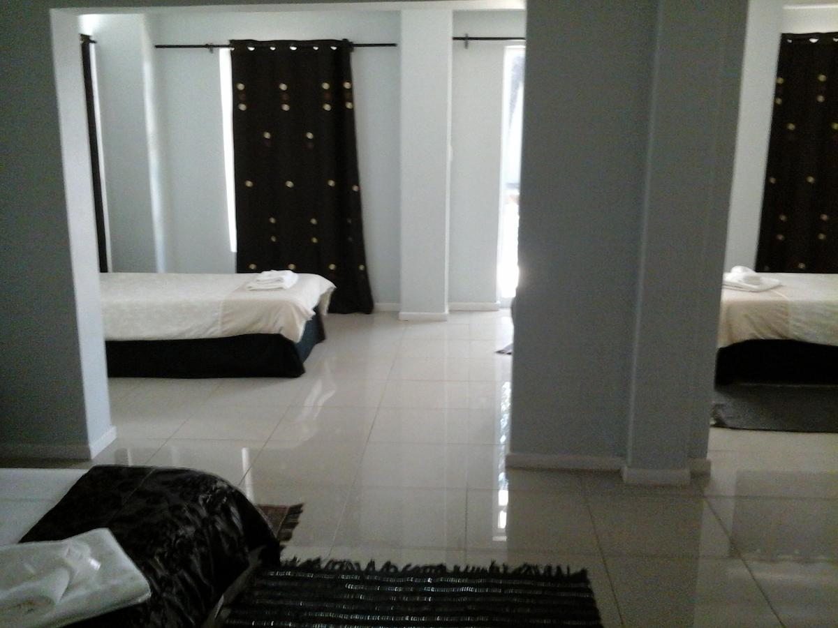 Village Boutique Hotel Otjiwarongo Værelse billede