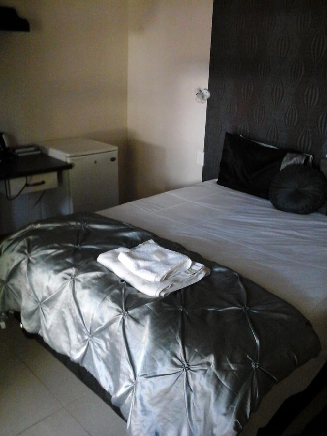 Village Boutique Hotel Otjiwarongo Eksteriør billede