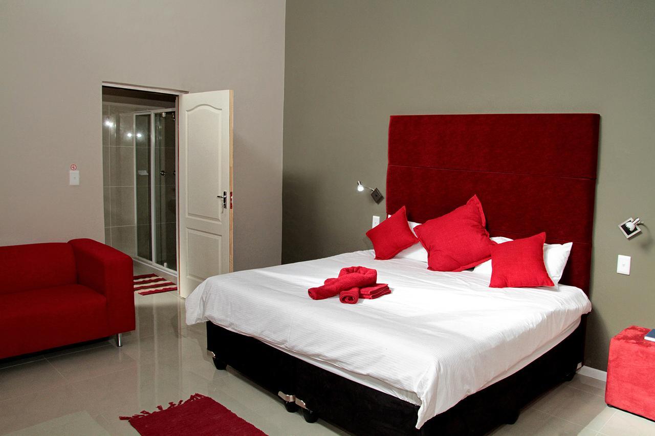 Village Boutique Hotel Otjiwarongo Eksteriør billede