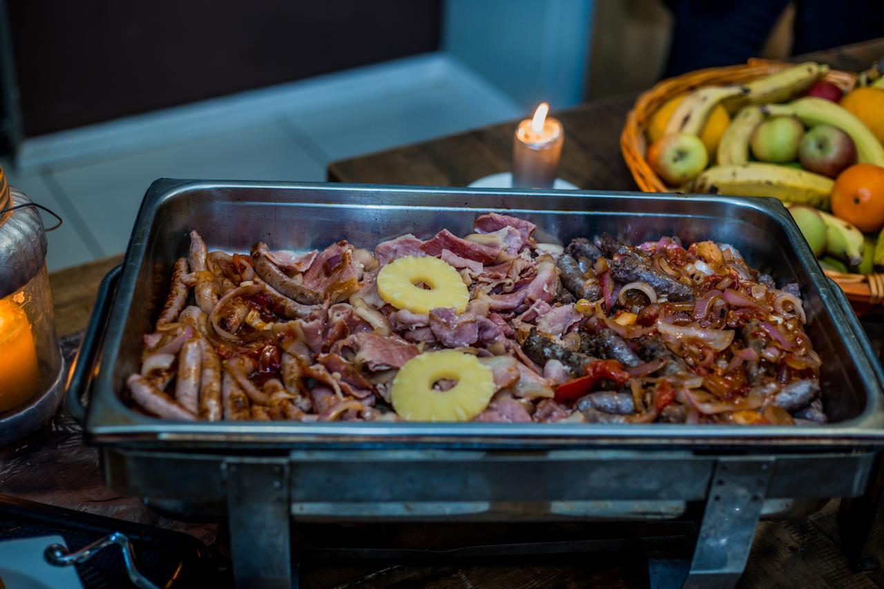 Village Boutique Hotel Otjiwarongo Eksteriør billede