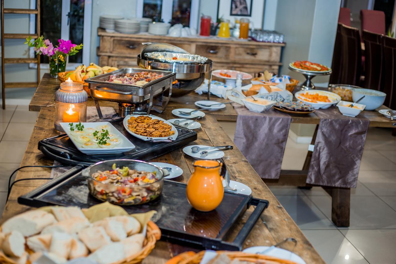Village Boutique Hotel Otjiwarongo Eksteriør billede