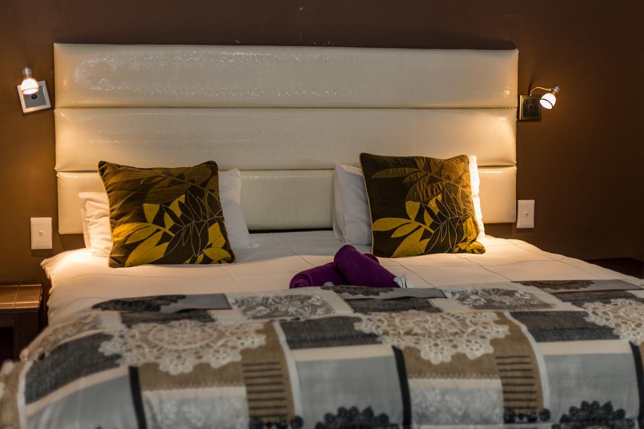 Village Boutique Hotel Otjiwarongo Eksteriør billede