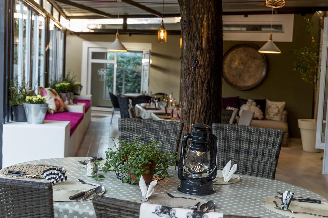 Village Boutique Hotel Otjiwarongo Eksteriør billede