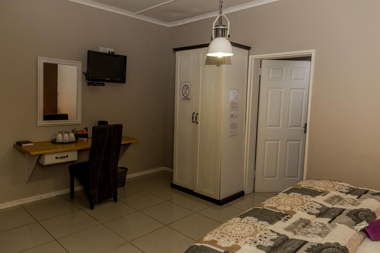 Village Boutique Hotel Otjiwarongo Eksteriør billede